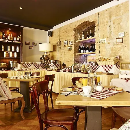 Hotel Schall & Rauch 3*
