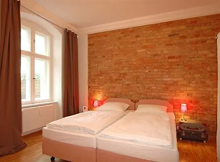 Schall & Rauch 3* Berlin